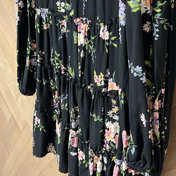 H&M Mini Dress Sz L black with flower print - Picture 7 of 9